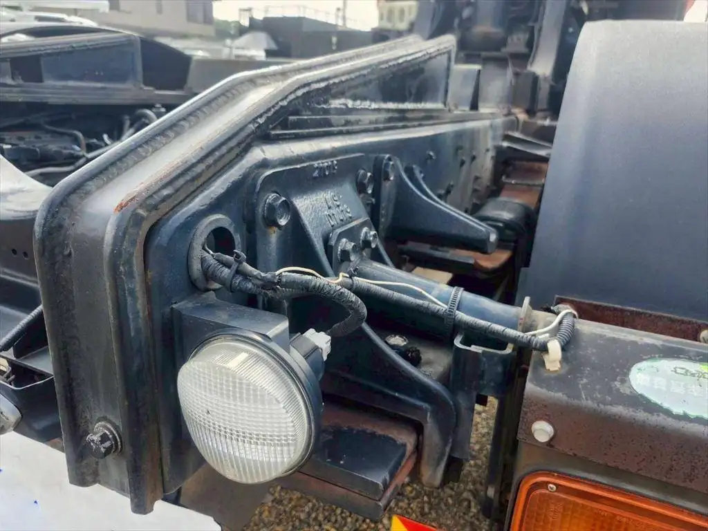 いすゞ ギガ 大型 トラクター ハイルーフ 1デフの中古トラック画像像17