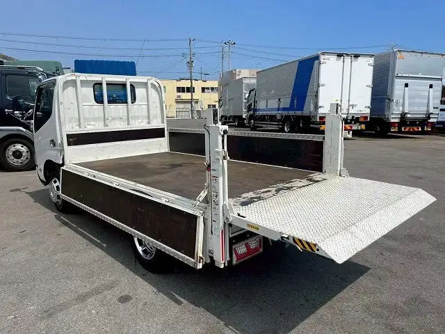 日野 デュトロ 小型 平ボディ パワーゲート TPG-XZU605Mの中古トラック画像7