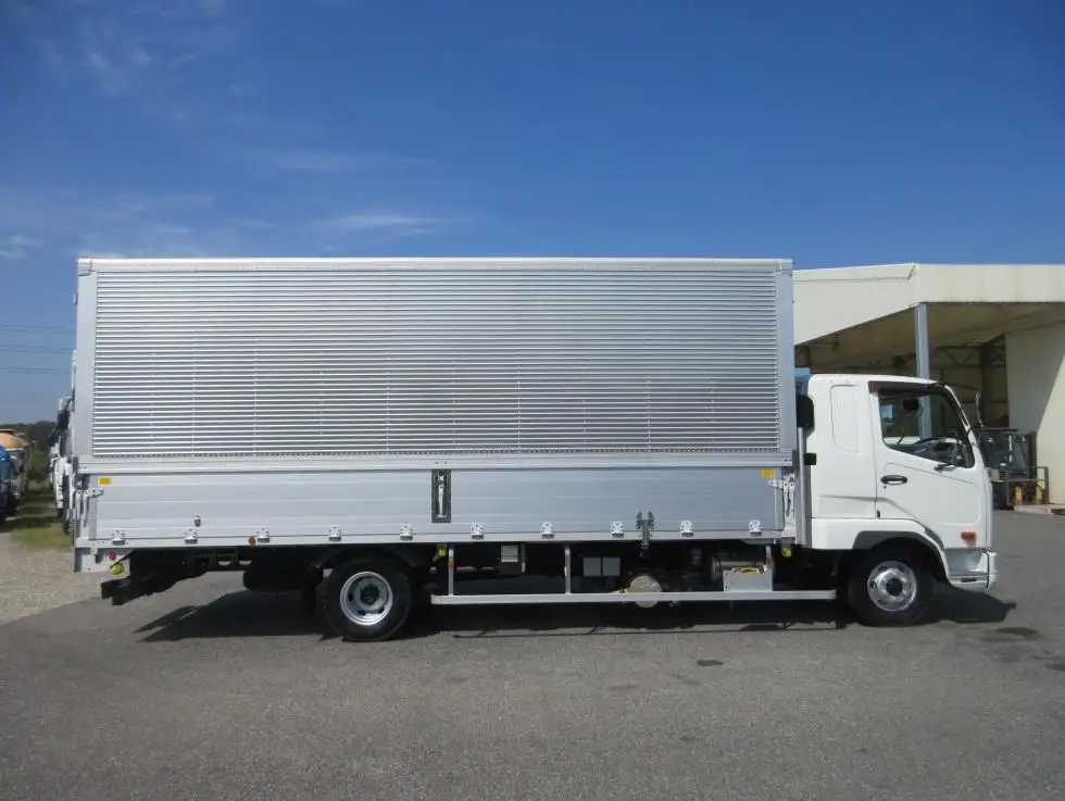 三菱 ファイター 中型/増トン ウイング エアサス ベッドの中古トラック画像3