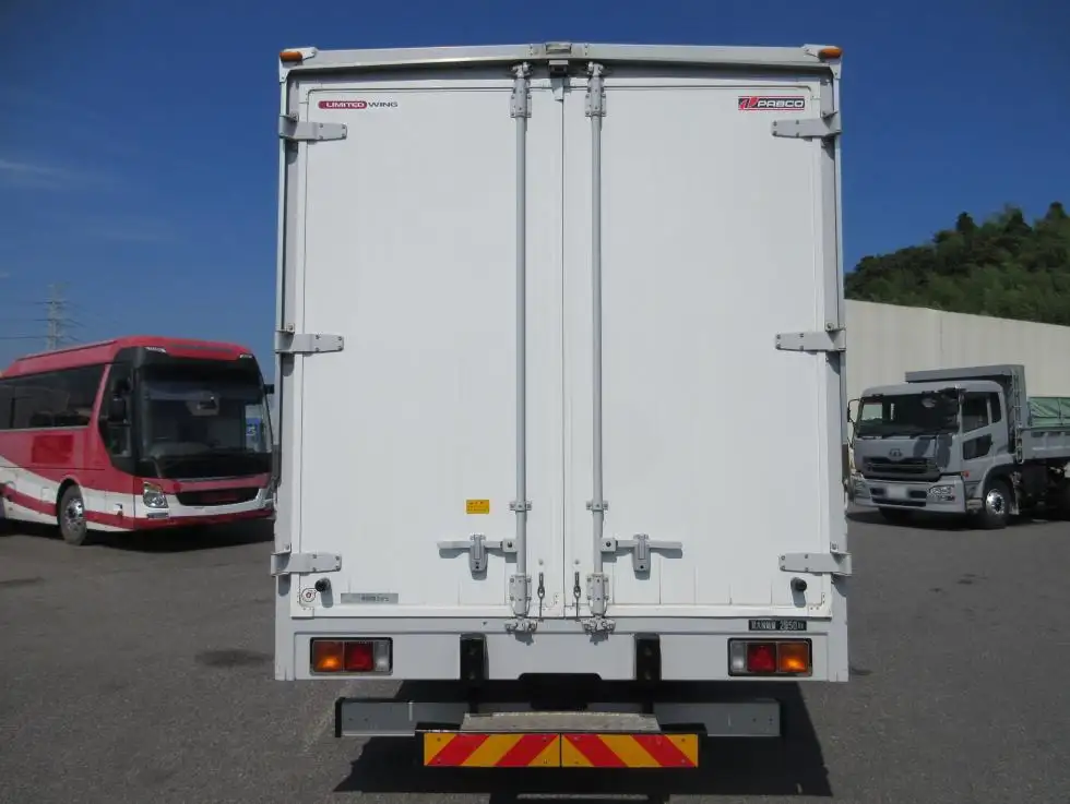 三菱 ファイター 中型/増トン ウイング エアサス ベッドの中古トラック画像4