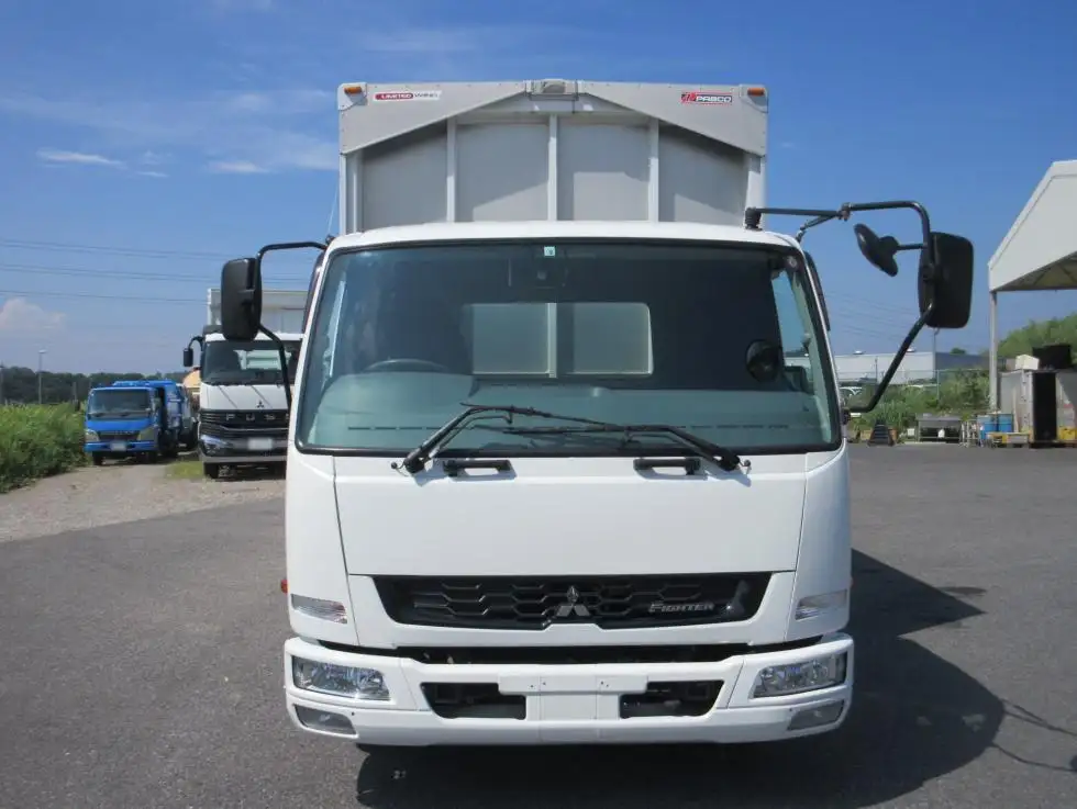 三菱 ファイター 中型/増トン ウイング エアサス ベッドの中古トラック画像2