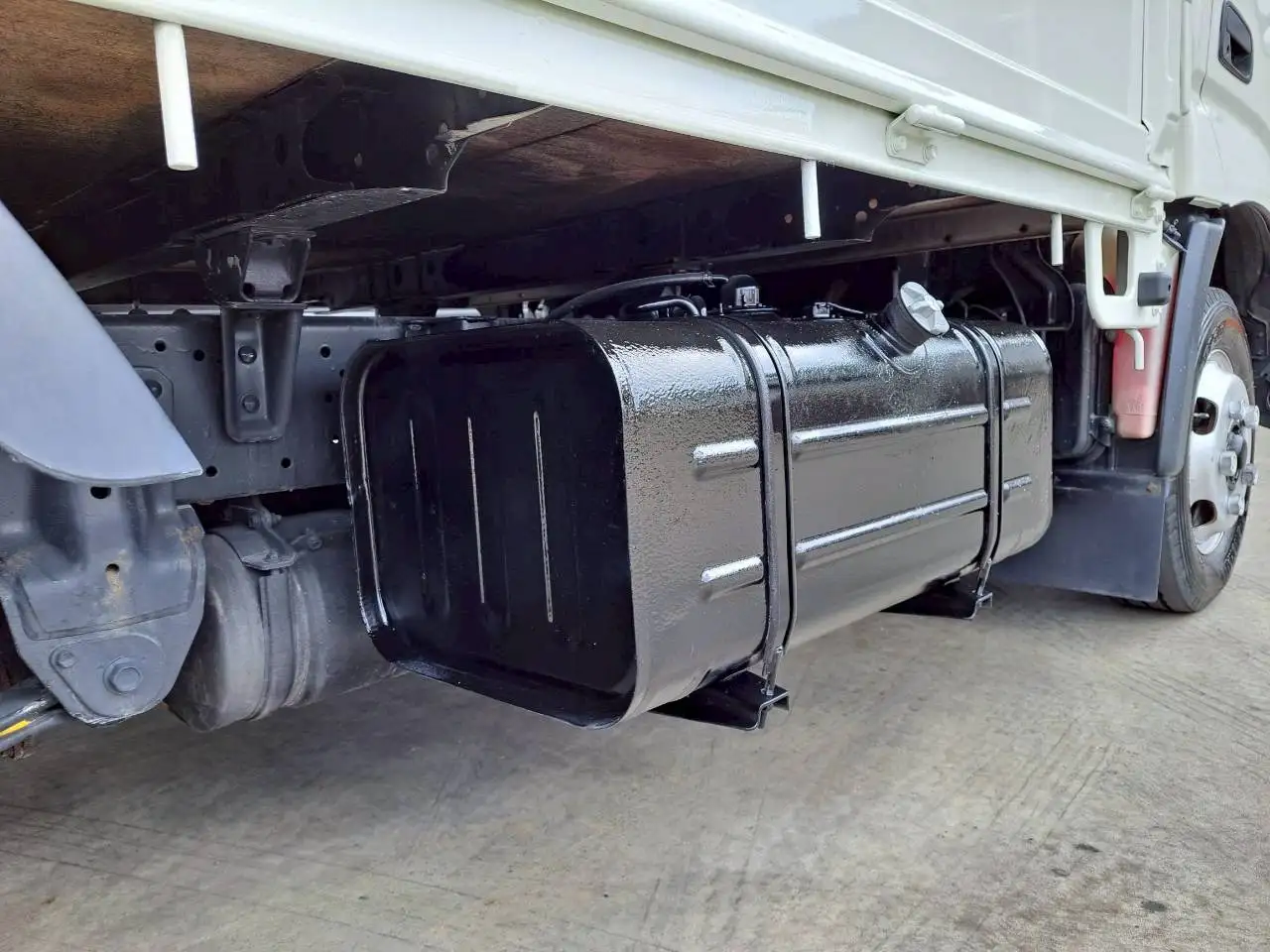 日野 デュトロ 小型 平ボディ SKG-XZC605M H23の中古トラック画像15