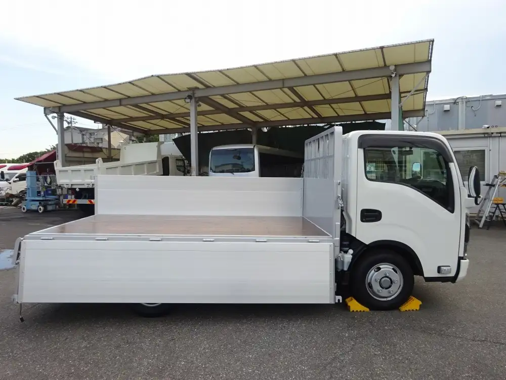 日産UD コンドル 小型 平ボディ アルミブロック 2RG-BJR88AMの中古トラック画像4