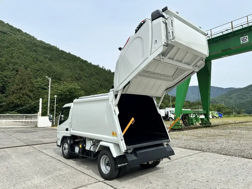 三菱 キャンター 小型 パッカー車 プレス式 2RG-FEAV0の中古トラック画像5