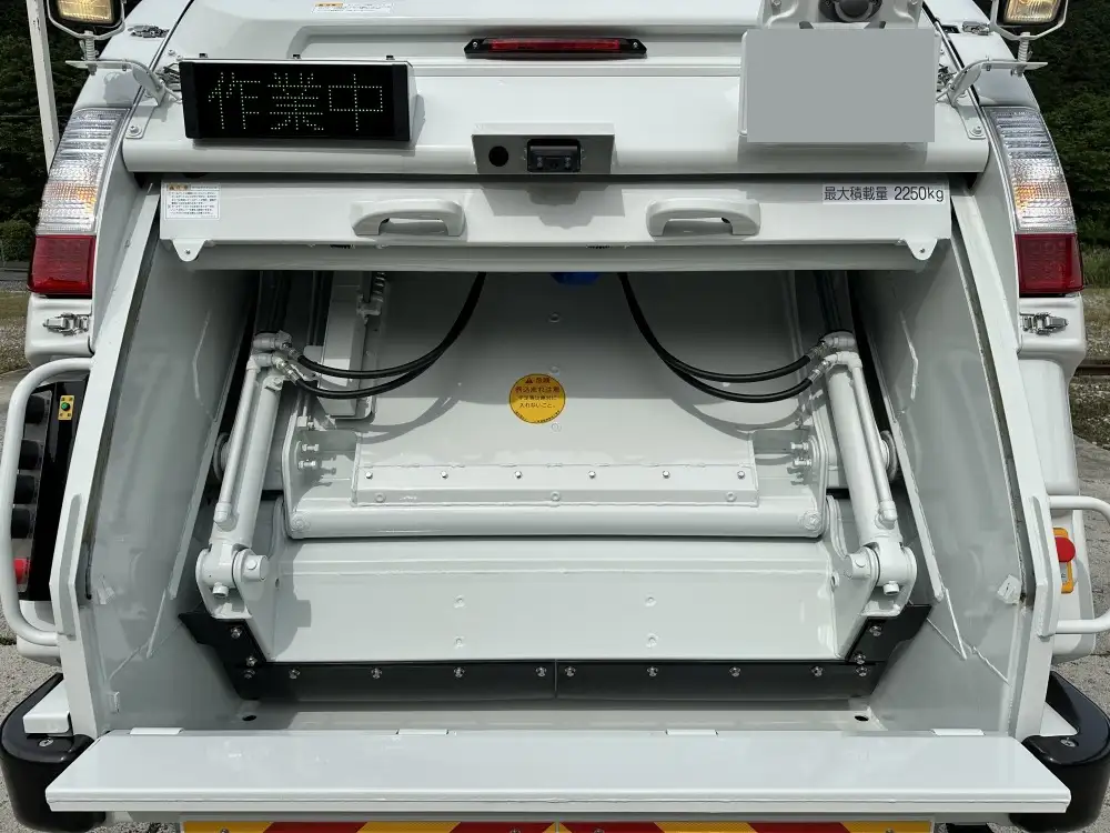 三菱 キャンター 小型 パッカー車 プレス式 2RG-FEAV0の中古トラック画像7