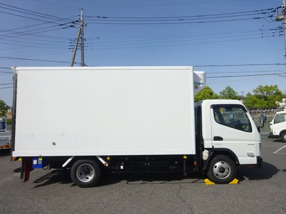 三菱 キャンター 小型 冷凍冷蔵 低温 スタンバイの中古トラック画像4