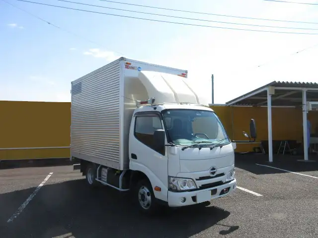 日野 デュトロ 小型 アルミバン サイドドア 2RG-XZU605Mの中古トラック画像2