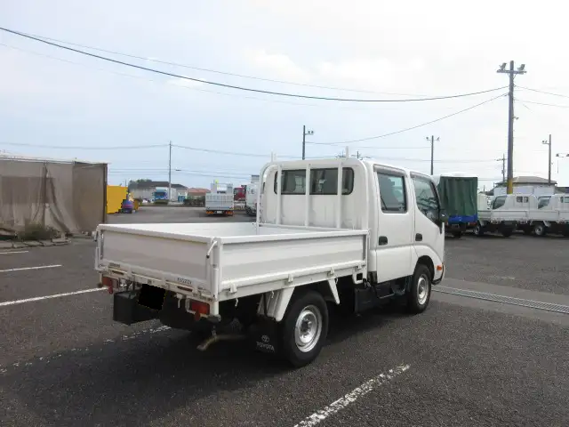 トヨタ ダイナ 小型 平ボディ Wキャブ LDF-KDY281の中古トラック画像3