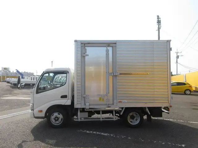 日野 デュトロ 小型 アルミバン サイドドア 2RG-XZC605Mの中古トラック画像5
