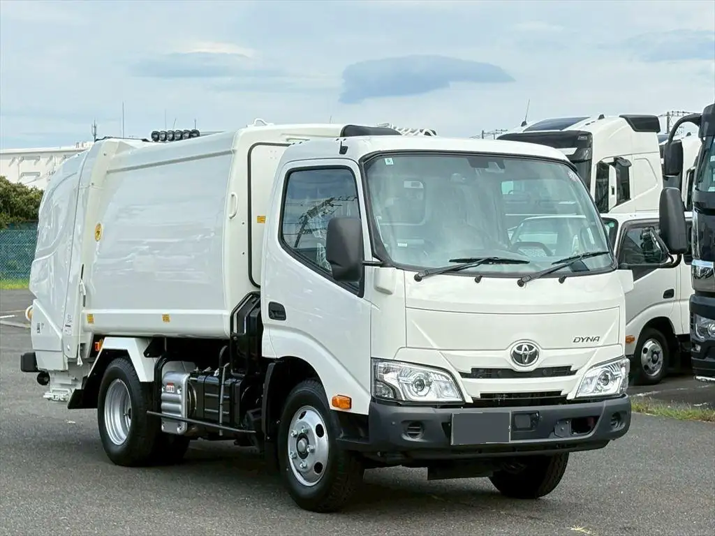 トヨタ ダイナ 小型 パッカー車 プレス式 2KG-XZU605Aの中古トラック画像2