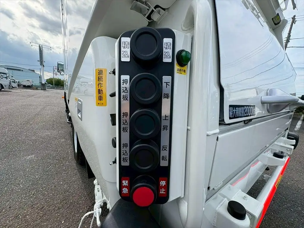 トヨタ ダイナ 小型 パッカー車 プレス式 2KG-XZU605Aの中古トラック画像12