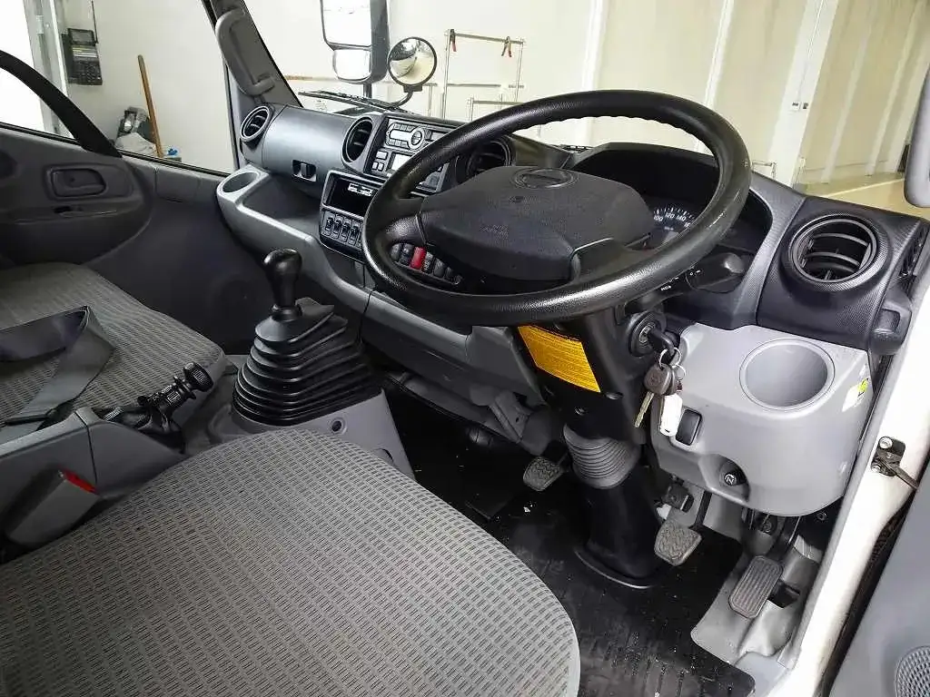日野 デュトロ 小型 冷凍冷蔵 低温 パワーゲートの中古トラック画像9