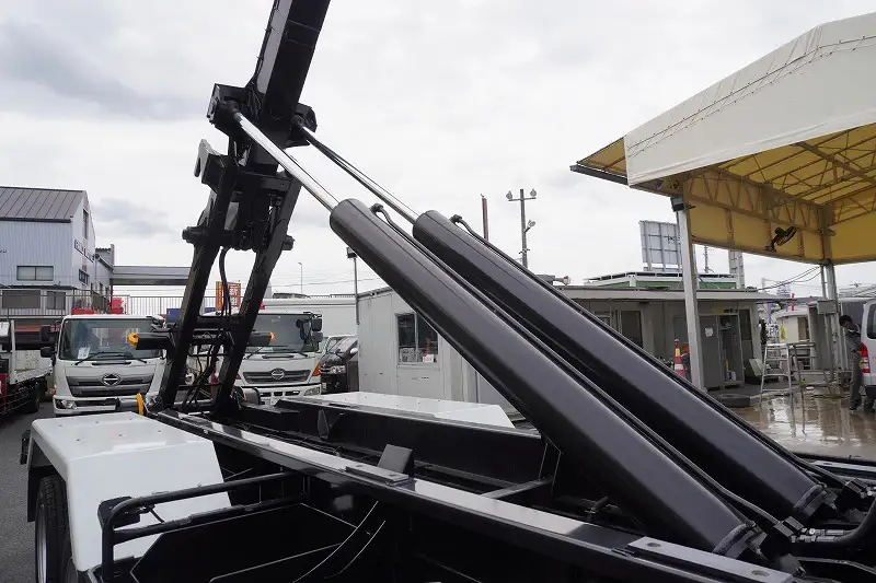 三菱 ファイター 中型/増トン アームロール ツインホイスト ベッドの中古トラック画像6