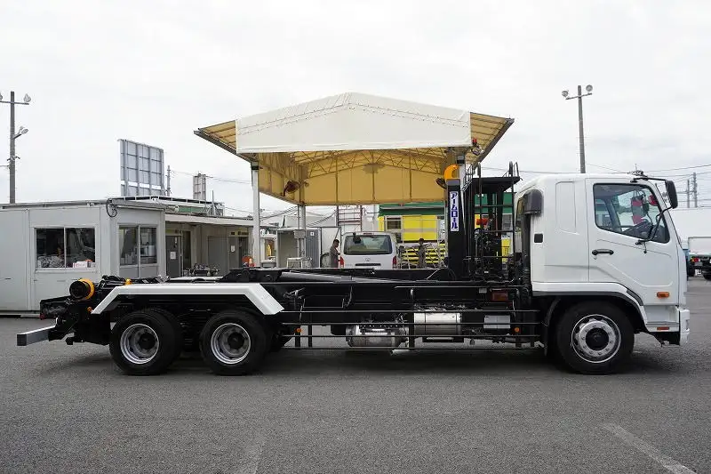 三菱 ファイター 中型/増トン アームロール ツインホイスト ベッドの中古トラック画像2