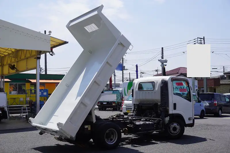 いすゞ エルフ 小型 ダンプ ローダー 強化の中古トラック画像4