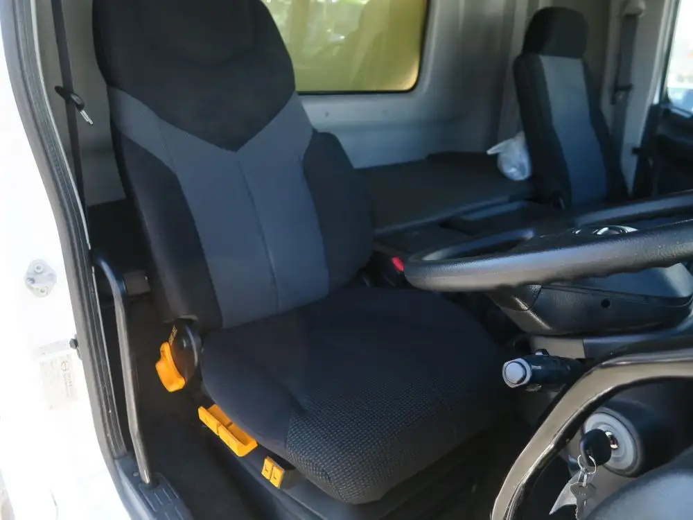 日野 プロフィア 大型 トラクター ハイルーフ 1デフの中古トラック画像11