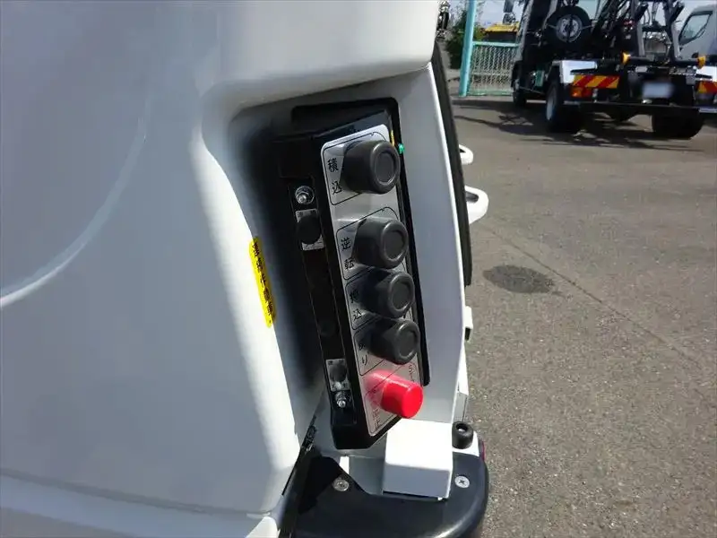トヨタ ダイナ 小型 パッカー車 巻き込み式 回転ダンプ式の中古トラック画像10