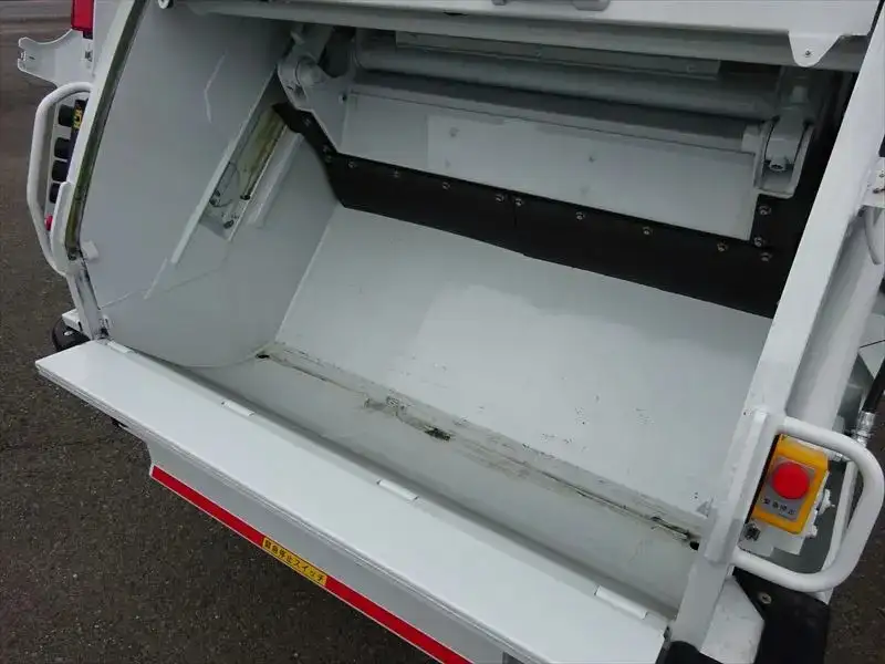 三菱 キャンター 小型 パッカー車 プレス式 2RG-FEAV0の中古トラック画像6