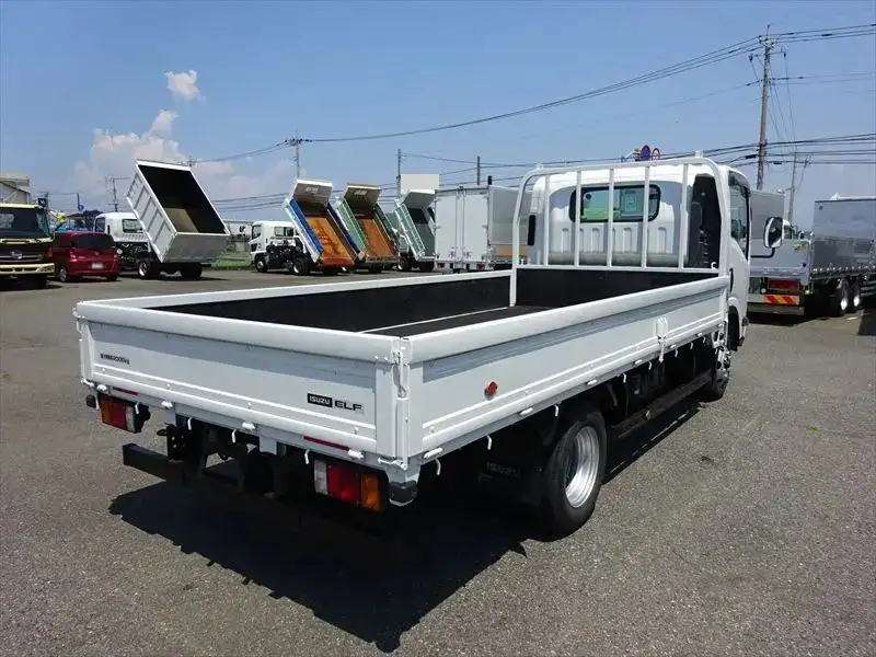 いすゞ エルフ 小型 平ボディ TKG-NPS85AR H30の中古トラック画像3