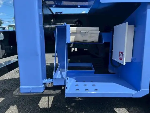いすゞ エルフ 小型 高所・建柱車 高所作業車 の中古トラック画像6