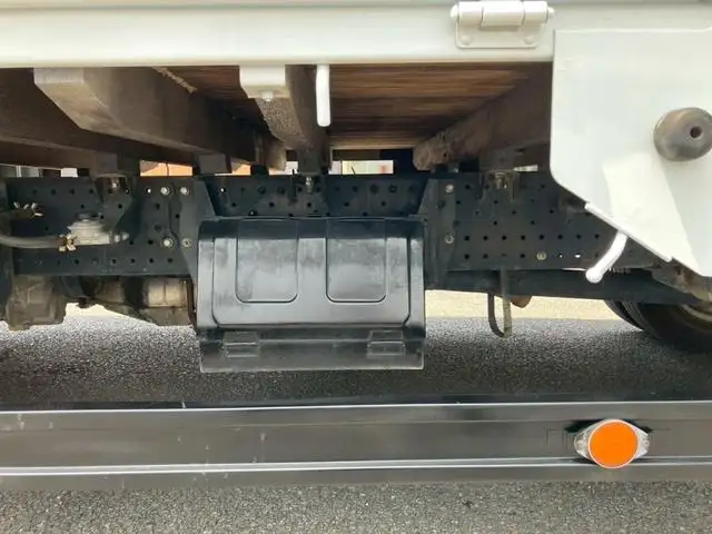 いすゞ エルフ 小型 平ボディ  H25の中古トラック画像16