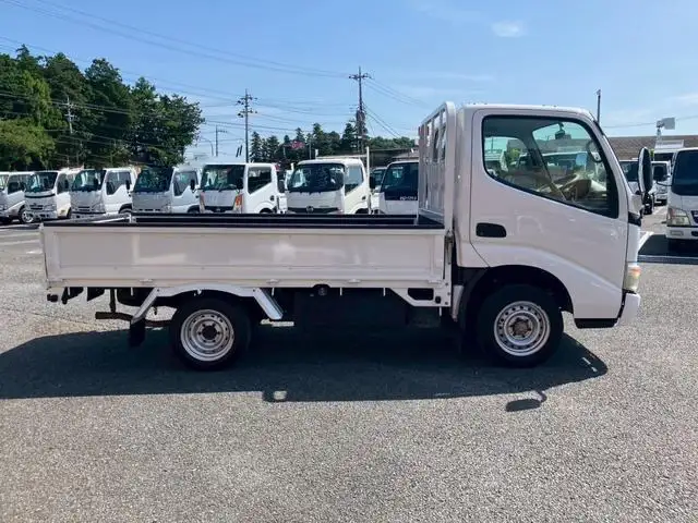 トヨタ トヨエース 小型 平ボディ  H17の中古トラック画像2