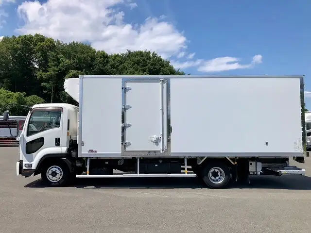 いすゞ フォワード 中型/増トン 冷凍冷蔵 低温 パワーゲートの中古トラック画像3