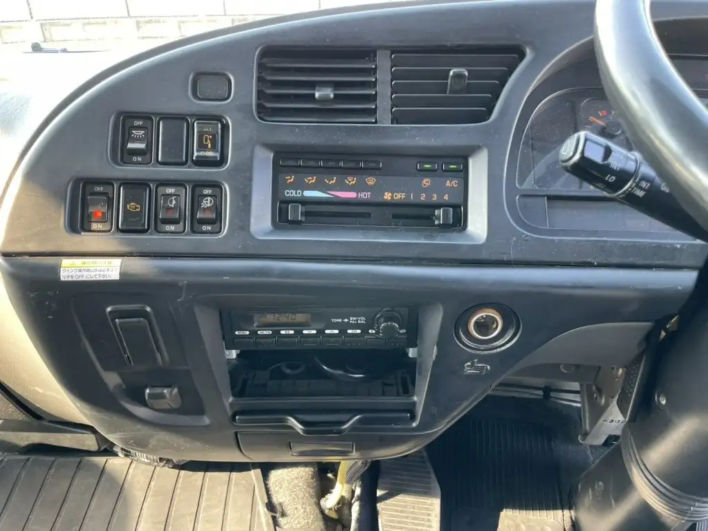 いすゞ フォワード 中型/増トン ウイング ベッド PA-FRR34P4の中古トラック画像像17