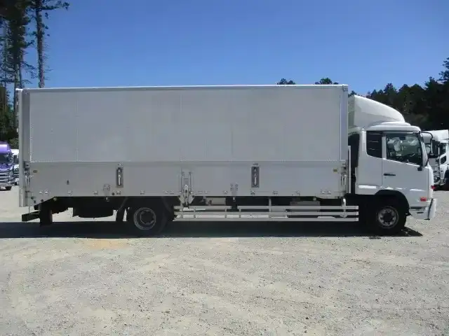 日産UD コンドル 中型/増トン ウイング エアサス ベッドの中古トラック画像3