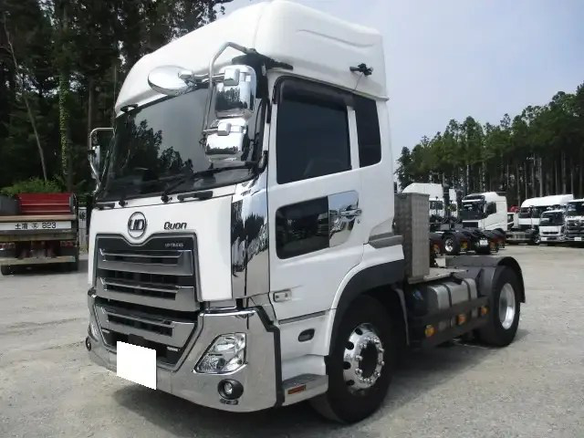 日産UD クオン 大型 トラクター