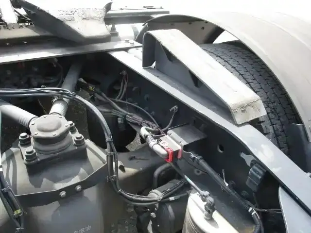 日産UD クオン 大型 トラクター ハイルーフ 1デフの中古トラック画像10