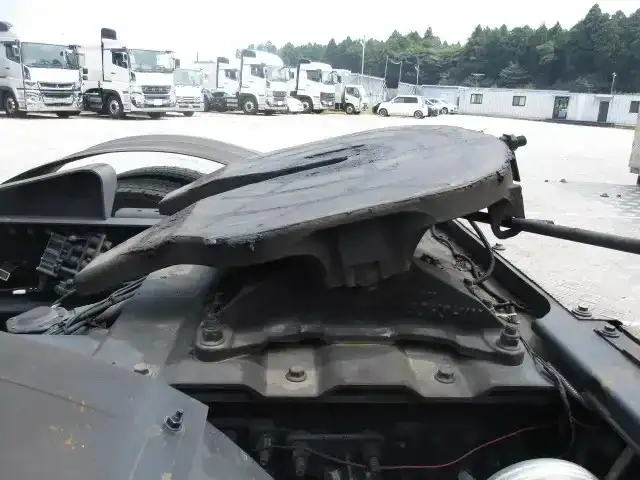 日産UD クオン 大型 トラクター ハイルーフ 1デフの中古トラック画像9