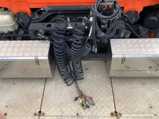 日産UD クオン 大型 トラクター ハイルーフ 1デフの中古トラック画像6