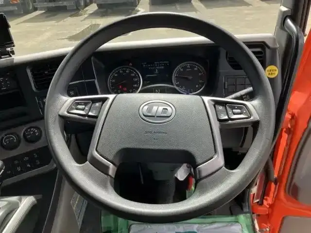 日産UD クオン 大型 トラクター ハイルーフ 1デフの中古トラック画像10