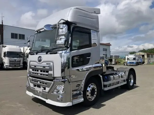 日産UD クオン 大型 トラクター