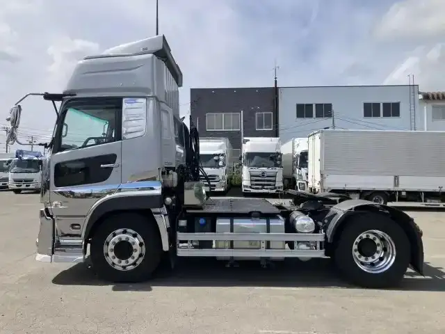 日産UD クオン 大型 トラクター ハイルーフ 1デフの中古トラック画像5