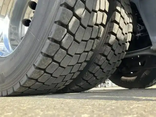 日産UD クオン 大型 トラクター ハイルーフ 1デフの中古トラック画像20