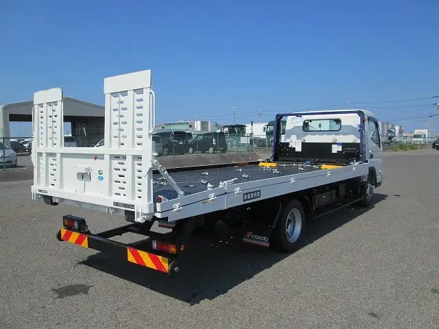三菱 キャンター 小型 車両重機運搬 ラジコン ウインチの中古トラック画像2