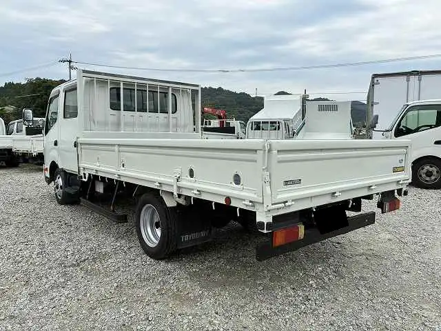 日野 デュトロ 小型 平ボディ Wキャブ SKG-XZU710Mの中古トラック画像5