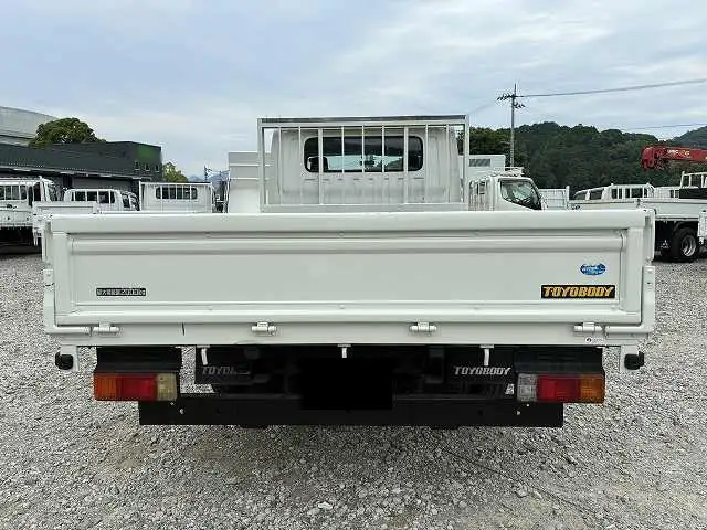 日野 デュトロ 小型 平ボディ Wキャブ SKG-XZU710Mの中古トラック画像4