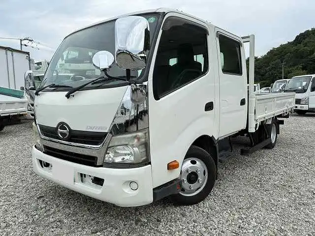 日野 デュトロ 小型 平ボディ Wキャブ SKG-XZU710Mの中古トラック画像1