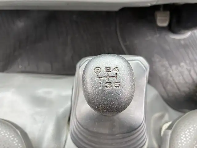 日野 デュトロ 小型 平ボディ Wキャブ SKG-XZU710Mの中古トラック画像13