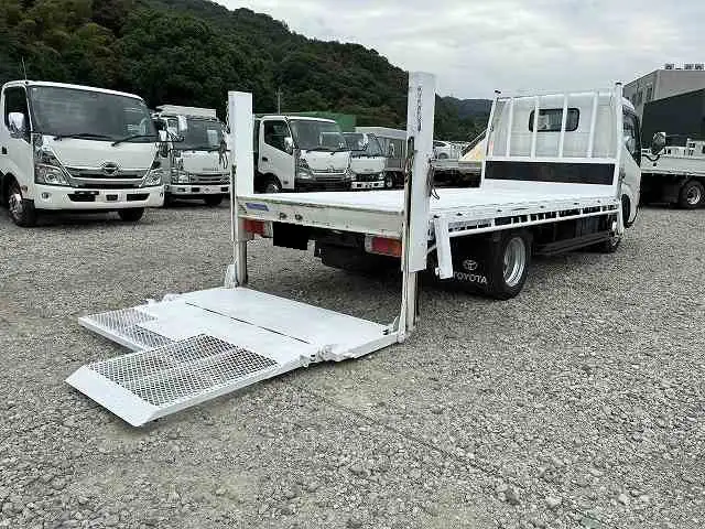 トヨタ ダイナ 小型 平ボディ パワーゲート GE-RZU340の中古トラック画像7