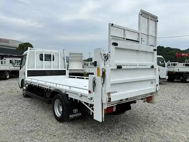 トヨタ ダイナ 小型 平ボディ パワーゲート GE-RZU340の中古トラック画像5