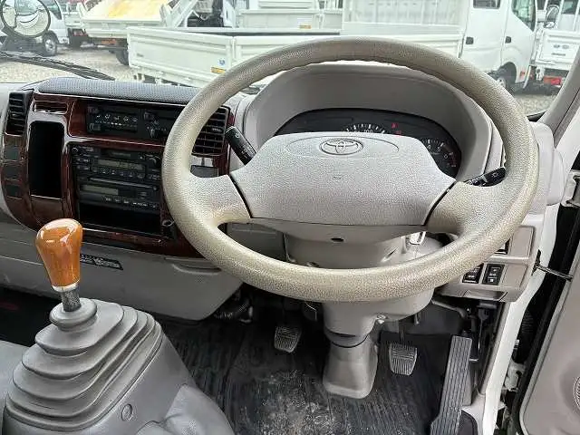 トヨタ ダイナ 小型 平ボディ パワーゲート GE-RZU340の中古トラック画像12