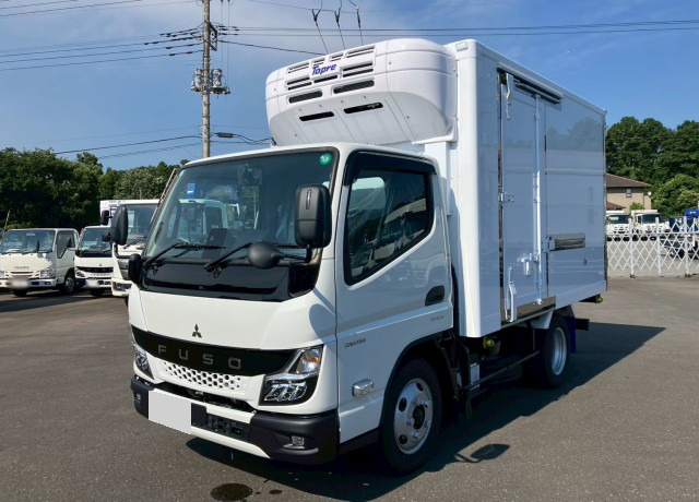 三菱 キャンター 小型 冷凍冷蔵 10尺