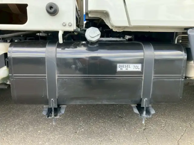 三菱 キャンター 小型 平ボディ Wキャブ 2TG-FBA00の中古トラック画像15