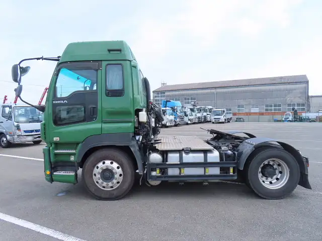 いすゞ ギガ 大型 トラクター ハイルーフ 1デフの中古トラック画像7