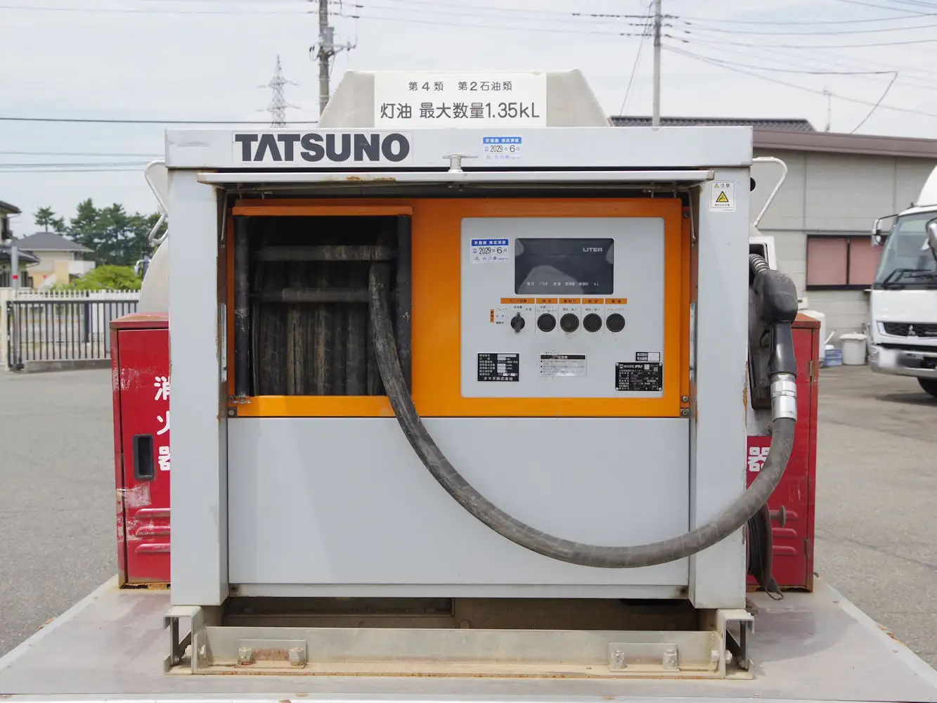 いすゞ エルフ 小型 タンク車 ローリー TKG-NHS85Aの中古トラック画像8