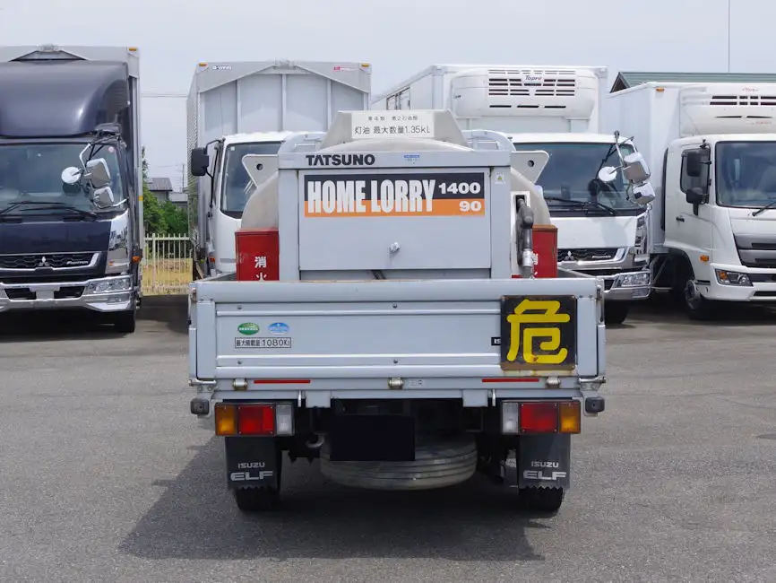 いすゞ エルフ 小型 タンク車 ローリー TKG-NHS85Aの中古トラック画像4